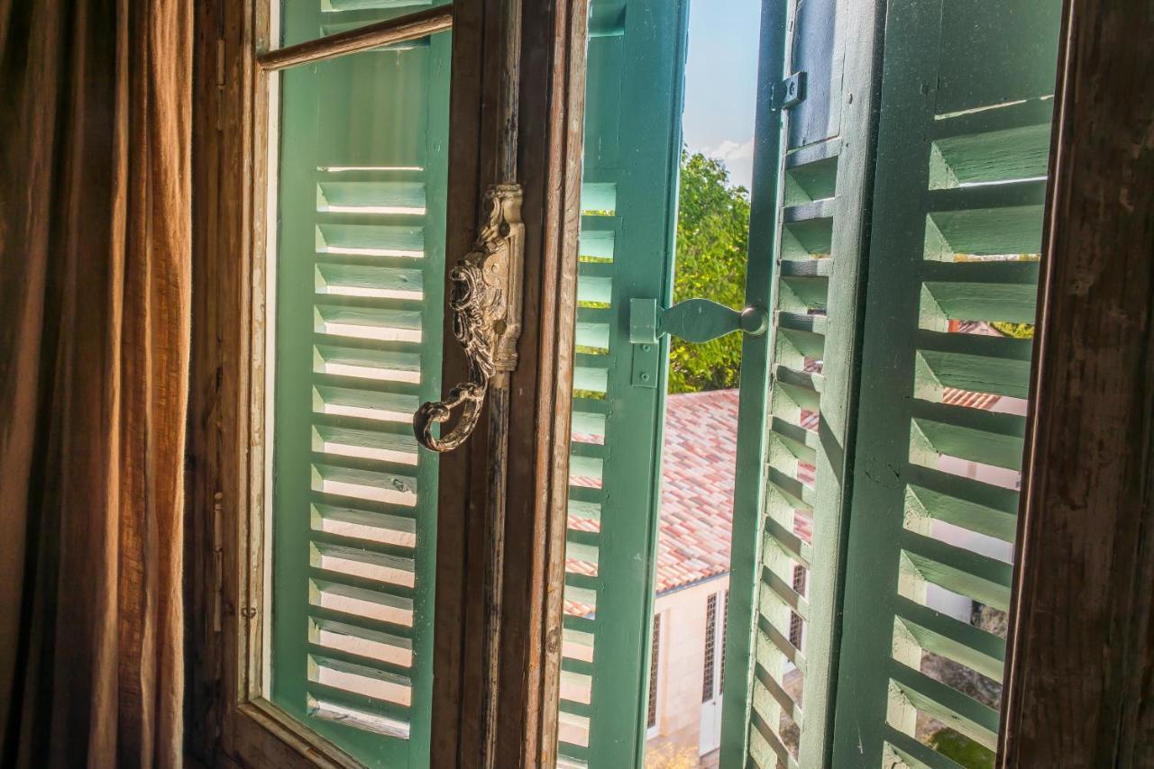 Le Lanternon Hotel Saint-Martin-de-Re ภายนอก รูปภาพ